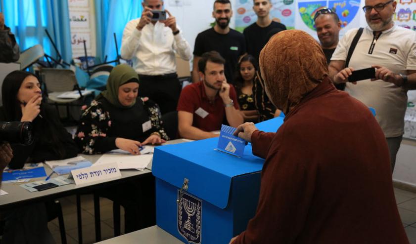 استطلاع: المشتركة 9 مقاعد والتمثيل العربي قد يرتفع إلى 17