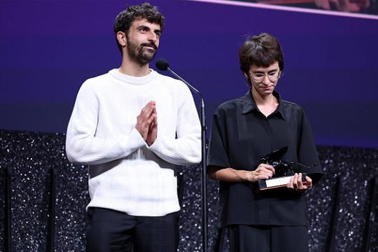 الفيلم الوثائقي "نازا" يحصد جائزة لجنة التحكيم بمهرجان البندقية بعد تصفيق تاريخي لـ 25 دقيقة