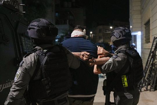 السجن 55 شهرًا لفارس أبو الهيجاء بعد إدانته بالاتصال بعميل أجنبي