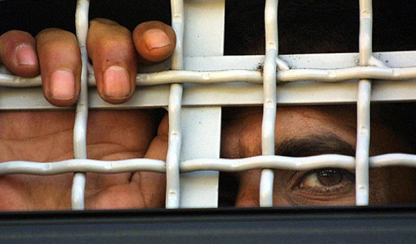 جمعية حقوق المواطن: 13,653 محتجزًا يقيمون في مساحة تقل عن 3 أمتار مربعة للفرد و19% ينامون على فرشات بدل الأسرّة