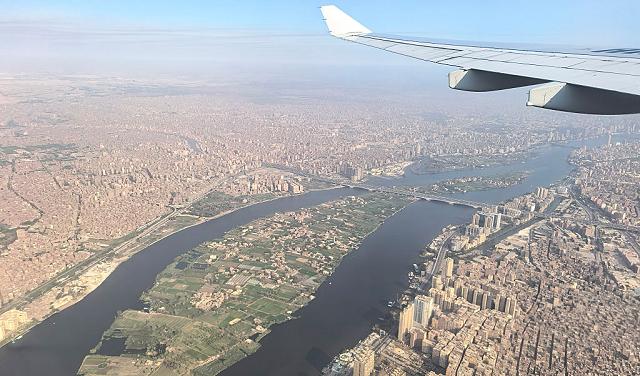 رئيس الوزراء المصري مصطفى مدبولي يؤكد من العلمين استمرار المرحلة الثانية