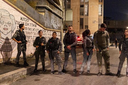تحقيق الشاباك: بلاغ كاذب وراء اعتقال شخصين قرب القدس بشبهة التخطيط لهجوم