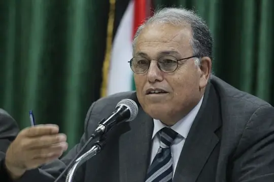 أبو زهري يدعو لإدراج التعليم الفلسطيني ضمن منظومة الحماية الدولية