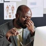 دراسة إيطالية تفسر سبب تكرار اتخاذ بعض الأشخاص قرارات خاطئة رغم التعلم