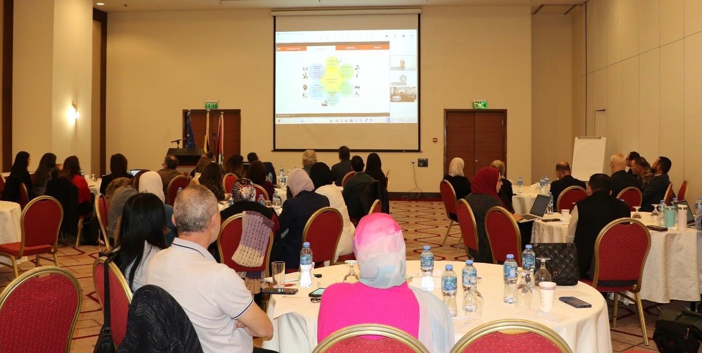 المشروع يهدف لتعزيز جودة التعليم وتطوير البنية التحتية وتمكين الطلبة والمعلمين في مدارس المدينة