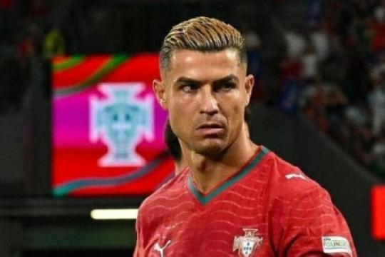 إيقاف كريستيانو رونالدو 30 يومًا بعد خلاف بشأن دوره في منتخب البرتغال