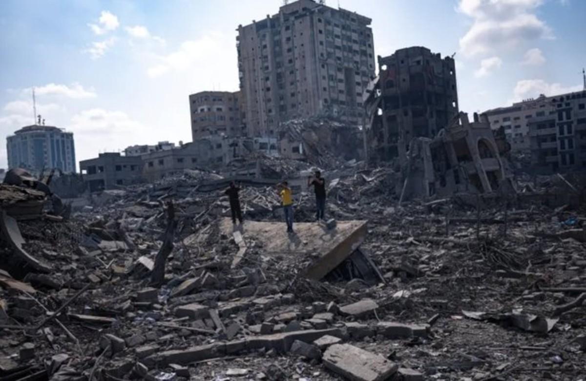 مصادر إسرائيلية تتحدث عن عرض قدّمته دول وسيطة يسمح ببقاء عناصر حماس في القطاع مقابل الإفراج عن الأسرى ومناقشة خطة ترامب