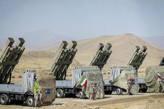 تقرير: 7 أخطاء استراتيجية أضعفت الحرس الثوري أمام أميركا