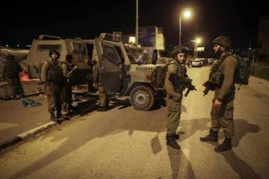 الاحتلال يقتحم بيت فجار.. ومستوطنون يشعلون النيران في أراضي جالود جنوب نابلس