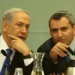 نتنياهو يعين زئيف إلكين رئيساً لمقر الليكود لشؤون المهاجرين تمهيداً للانتخابات
