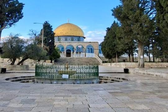 اللجنة الرئاسية العليا لشؤون الكنائس في فلسطين تدين استمرار إغلاق المسجد الأقصى في عيد الفطر