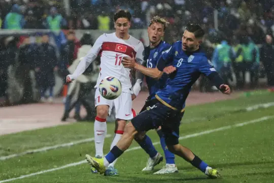 تركيا والسويد إلى المونديال من بوابة كوسوفو وبولندا بالملحق الأوروبي