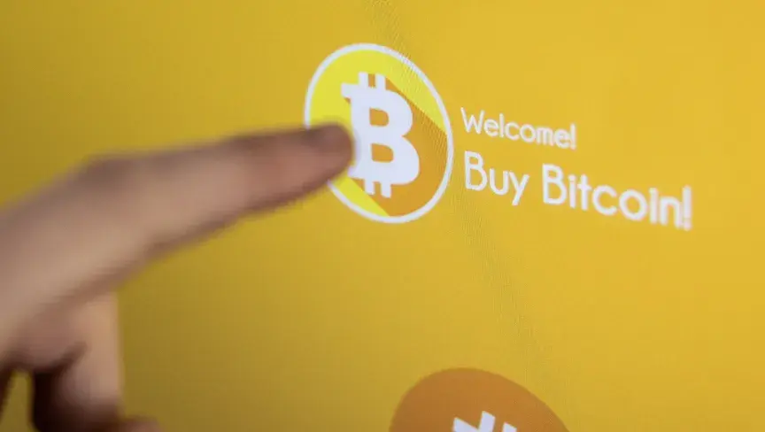 تصريحات رئيس الاحتياطي الفيدرالي بشأن التضخم تدفع عوائد السندات للارتفاع وتضغط على الأصول عالية المخاطر