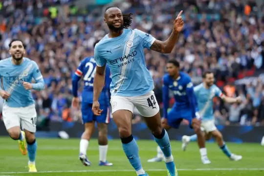 فيديو: مانشستر سيتي يتوّج بكأس الاتحاد الإنجليزي للمرة الثامنة في تاريخه