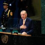 أردوغان ينتقد غياب عباس عن الأمم المتحدة ويدعو إلى الاعتراف بدولة فلسطين