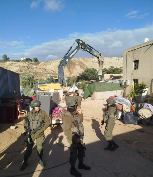 الاحتلال يواصل سياسة الهدم في الضفة والقدس وسط تصاعد استهداف الممتلكات الفلسطينية