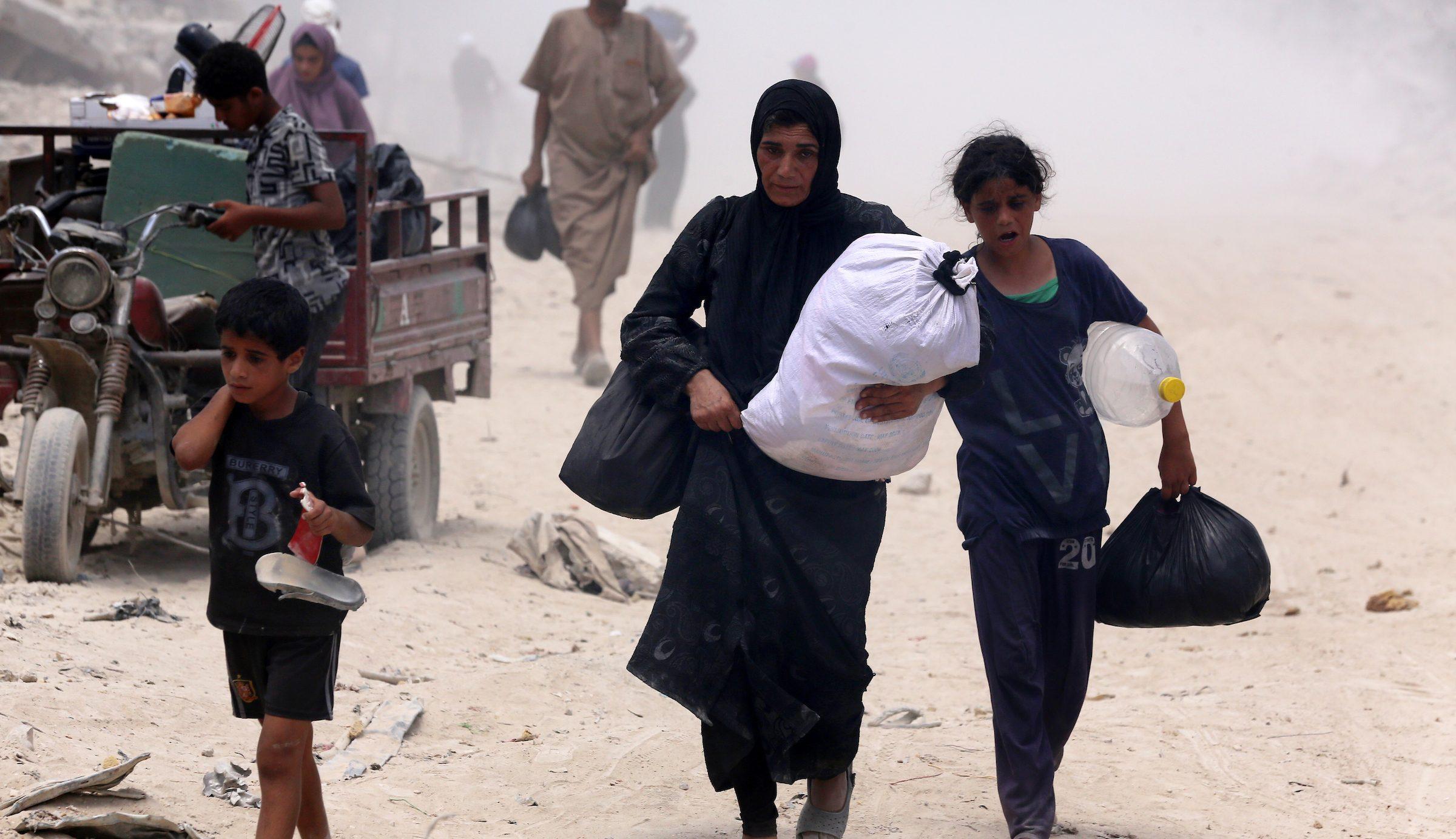 تحذيرات من تدهور غير مسبوق في الاقتصاد وارتفاع البطالة إلى 46% وسط تراجع فرص العمل والحماية للنساء