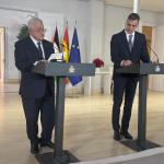 عباس يلتقي رئيس وزراء إسبانيا ويشيد بدعم مدريد لفلسطين