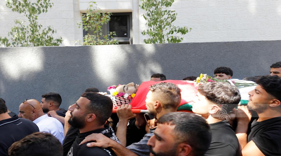 تشييع جثمان الشهيد الفتى فادي النعسان في المغير وسط إجراءات إسرائيلية مشددة