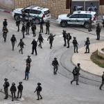 بلدية الاحتلال توزع إخطارات هدم في جبل المكبر وتشدد إجراءاتها العسكرية عند مدخل كفر عقب