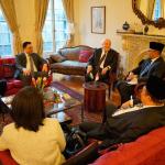 رياض منصور يبحث مع وزير خارجية إندونيسيا تطورات غزة ورفض ضم الضفة الغربية