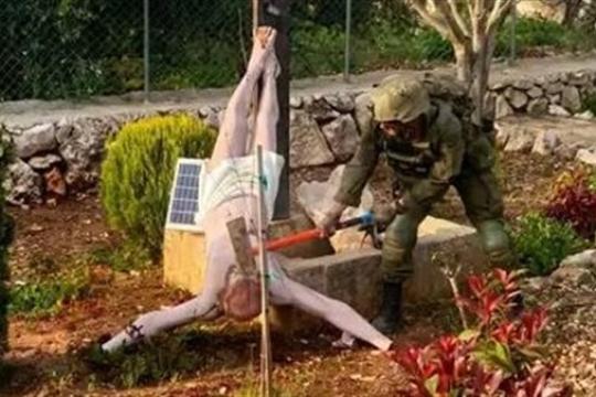 إسرائيل تعيّن مبعوثًا خاصًا للعالم المسيحي وسط غضب من حادثة تحطيم تمثال في جنوب لبنان