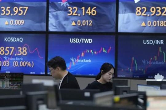 الأسهم الآسيوية ترتفع بدعم قطاع الرقائق والذكاء الاصطناعي وسط ترقب نتائج شركات التكنولوجيا