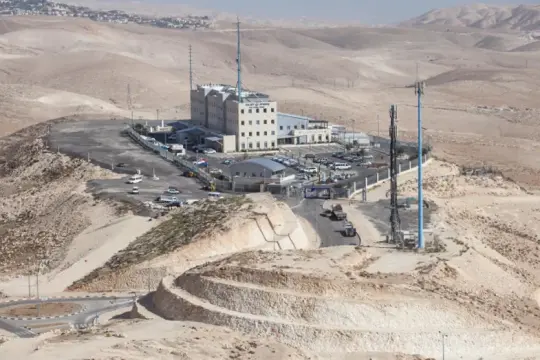 هآرتس: الشرطة الإسرائيلية تراقب الصحفيين الأجانب وتوصي بمنع المنتقدين من دخول فلسطين