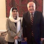 رياض منصور يلتقي مالالا يوسف زاي لبحث دعم تعليم الفتيات الفلسطينيات