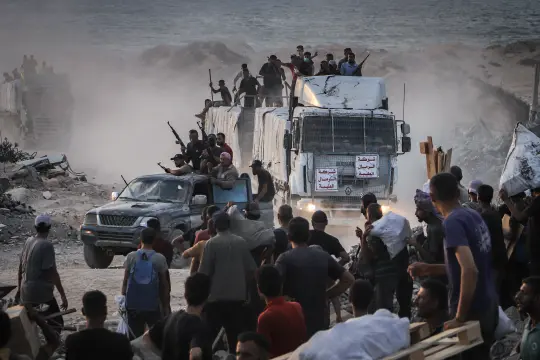 إعلام عبري يكشف استغلال عصابات منظمة للحرب في غزة لجني أموال طائلة