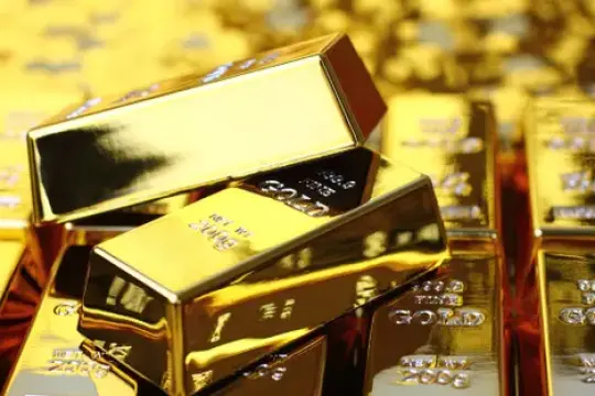 الذهب يرتفع مع انطلاق مفاوضات أمريكية إيرانية وترقب قرارات الاحتياطي الفيدرالي