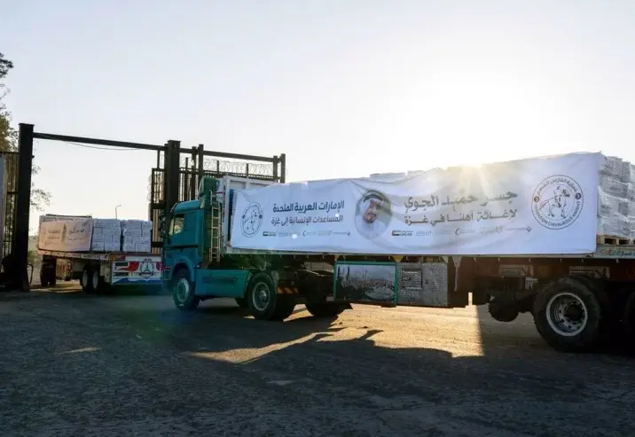 أكثر من 195 طناً من المواد الغذائية ضمن حملة إنسانية استمرت شهرين ونقلت 600 طن عبر العريش لدعم الفلسطينيين