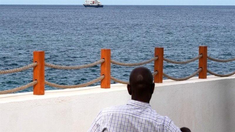 إجلاء الركاب إلى بلدانهم بحجر صحي ذاتي ومنظمة الصحة العالمية تؤكد وفاة 3 مصابين بالفيروس