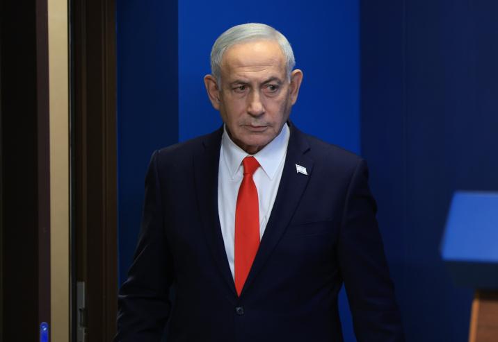 تصعيد سياسي عقب دعوة زعيم «رعام» للاعتراف بدولة فلسطين؛ نتنياهو يتهم خصومه بالتحالف مع جماعة الإخوان المسلمين، وآيزنكوت يؤكد رفضه إقامة دولة فلسطينية.