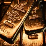 الذهب يستقر قرب 4400 دولار مع تراجع رهانات رفع الفائدة الأميركية