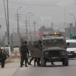 الاحتلال يواصل حصار أحياء الخليل لليوم الثامن.. وإصابة 5 فلسطينيين باعتداء للمستوطنين في تل الرميدة