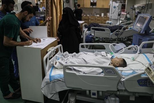 حكومة الاحتلال تصر على منع نقل مرضى غزة للمستشفيات الفلسطينية في الضفة والقدس