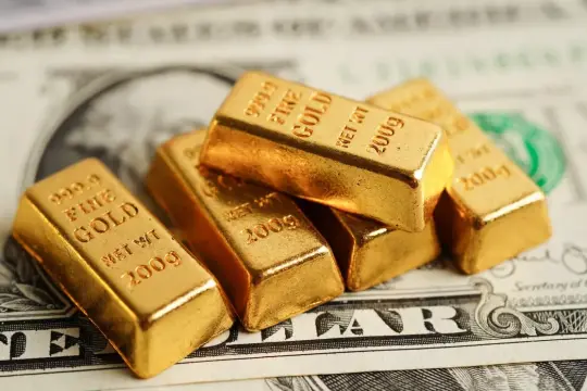 ارتفاع طفيف للذهب مع ترقب محادثات أميركية إيرانية في إسلام آباد