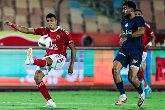 الأهلي يقلب تأخره أمام الزمالك لفوز مثير بهدفين