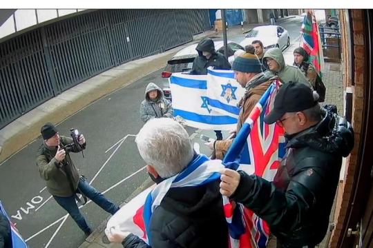 استهداف سفارة فلسطين في لندن يثير مطالب بحماية دبلوماسية شاملة