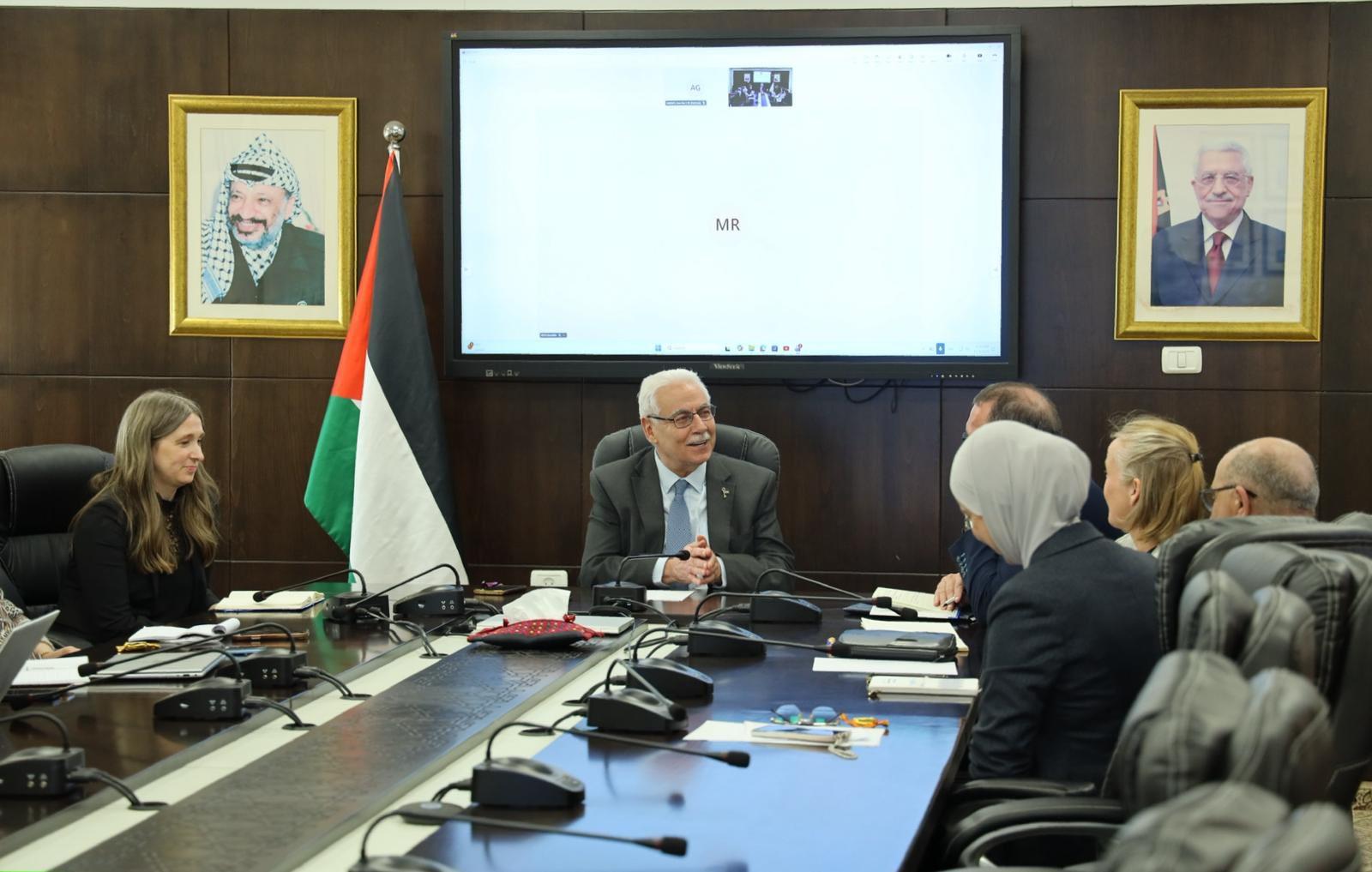 وزير الصحة يبحث مع اليونيسف ومنظمات أممية تعزيز التعاون وإعادة إعمار القطاع الصحي في غزة