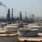 أسعار النفط تعاود الارتفاع بعد هبوط حاد وسط غموض المفاوضات الأميركية-الإيرانية