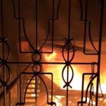 إصابتان واحتراق منزل خلال اقتحام مخيم قلنديا وكفر عقب شمال القدس