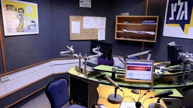 نتنياهو يشبّه وجودها بدول غير ديمقراطية، وكاتس يعتبرها عبئًا سياسيًا على الجيش