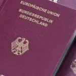 برلين تتجه لسحب الجنسية من شاب فلسطيني بعد منشور يُمجد حماس على إنستغرام