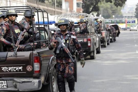 بنجلادش تُبلغ واشنطن برغبتها في الانضمام إلى قوة دولية لتحقيق الاستقرار في غزة