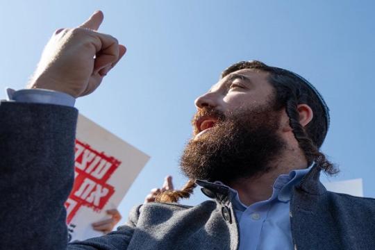 نائب كنيست متطرف يقتحم تجمع شلال العوجا البدوي شمال أريحا