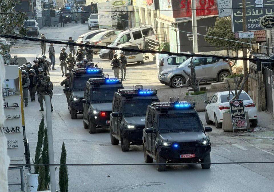 محافظة القدس ودائرة شؤون القدس تحذّران من سياسة ممنهجة تستهدف الوجود الفلسطيني وتعطّل الحياة اليومية