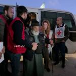 الصليب الأحمر يسهل وصول 5 أسرى فلسطينيين محررين إلى مستشفى شهداء الأقصى في غزة