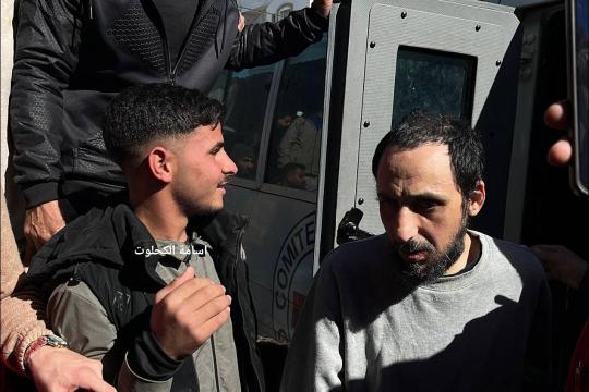 الجيش الإسرائيلي يفرج عن 9 أسرى فلسطينيين من قطاع غزة